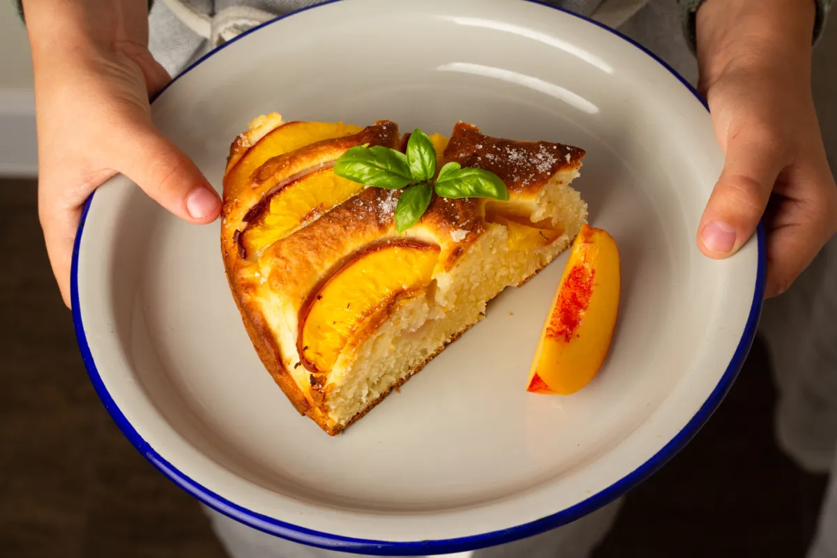 kolac-sa-breskvama-recept